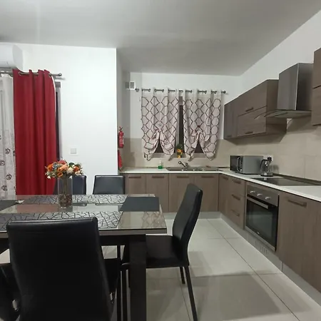 Crescent Court F Appartamento